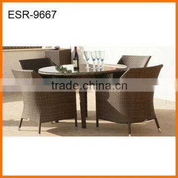 Classic Dining Set Resin Wicker Material With Aluminium Frame