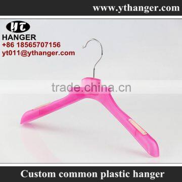 IMY-485 pink plastic simple hanger wholesale