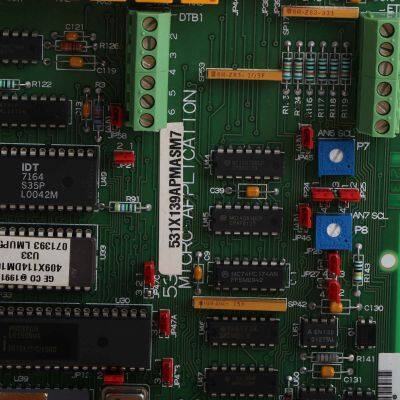 GE IC693CBL305