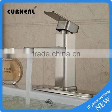 No.M5005 Cheap Desk Mounted Bathroom Faucet, China Faucet Factory Brass Basin Faucet