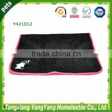 Cool dog rug with thermal insulation, dog blanket