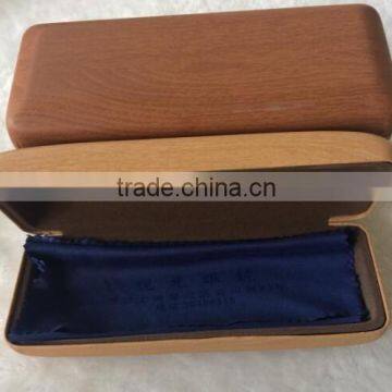 Brown Latest Fashion in Eyeglasses Manufacturer,eyewear Display Tray photo-2