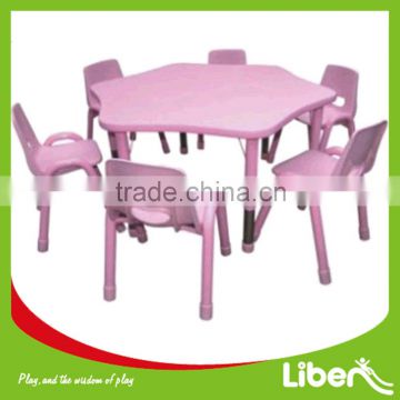 Hexagon PP Plastic Pulm Blossom Children Table and Chair