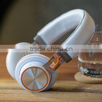 Foldable Bluetooth Headphone With Ergonomic Design Model HS02