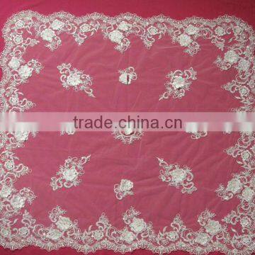 Guangzhou Ivory Bridal Tablecloth With Satin Applique Decpration