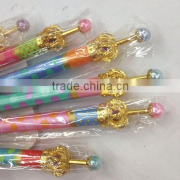 New plastic crown gel ink pen point pen pencils creative stationery luxury crown pen gel pen