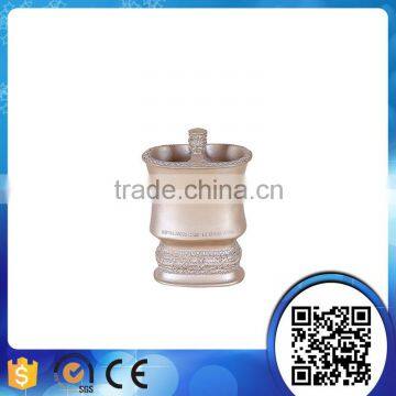 2016 Wholesale China High Grade Gold Polyresin Bathroom Accessory Set With Liquid Soap Dispenser photo-2