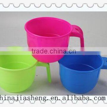 Colorful Good Quality Plastic Bowl With Lid and Handle