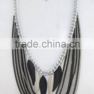 Latest design metal feather tassel chain necklace