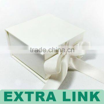 Customized Cardboard Paper Packaging Pearl Necklace Gift Box