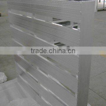 Al pallets for chemical industry