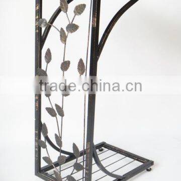 RH-4424 Metal Accent Wooden Table Vine Leaf Design Modern Sofa Side Table photo-3