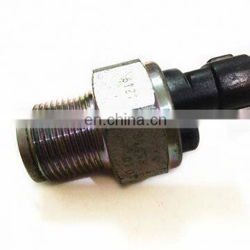 Fuel Rail Pressure Sensor for To-yota Hilux Hiace D4D 3.0L OEM 89458-71010 499000-6121
