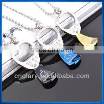 Stainless steel apple pendant