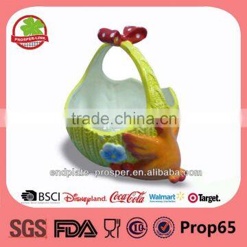 2013 new design ceramic cheap easter basket