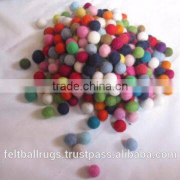 1.5 cm Multicolor Felt Balls