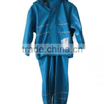 2013 style fashion kids pu raincoat