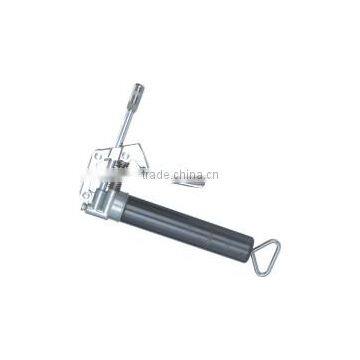 Mini grease gun with hand operated