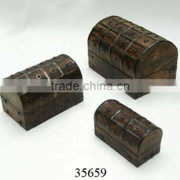 Wholesale Supplier of Carved wooden chest boxes