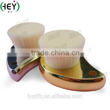 Hot Sell ABS Comma Shape Gold Face Cleaning Brush