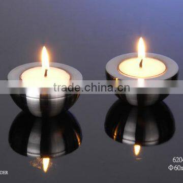 Round ball tealight holder with nickel plated finishing