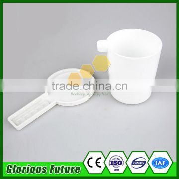 Bees Feeding Tool Plastic Round Bee Feeder/Entrance Feeder