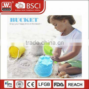 Online shopping 2.7L plastic beach playing sand bucket with shovel for children