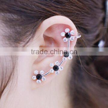 Crescent Shape Flower Rhinestone Right Ear Cuff Clip earrings Golden