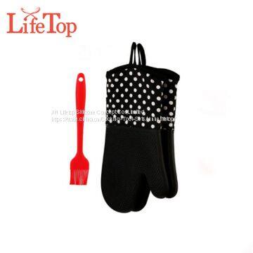 FDA &LFGB Approved kichen utensil silicone anti-heat gloves for baking