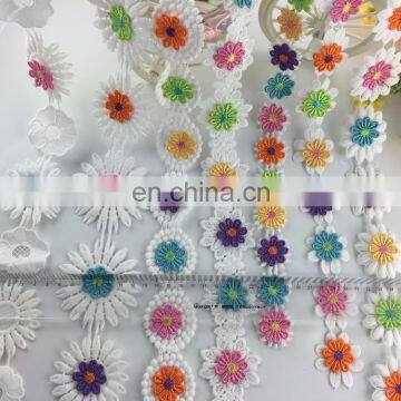 2017 Multicolor Flower Fancy Lace Design for Grament and Home Textiles photo-4