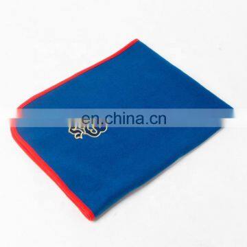 China Factory Supplied Top Quality Super Soft Comfort Plane Travel Blanket