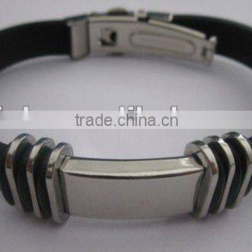 2012 silicone rubber bracelet charms