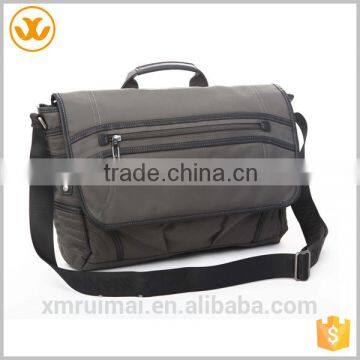 Hot Selling Urltralight Outdoor Waterproof pu Mens Messenger Bag