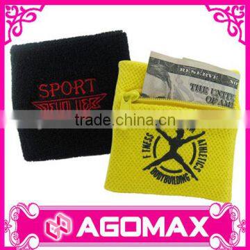 Low cost novelty gift decoration sports wristband for zipper