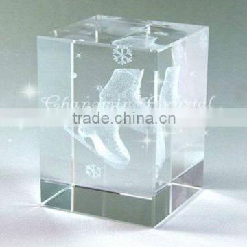 Customized 3D Laser Crystal Cube With A Pair of Shoes for Shoe designer