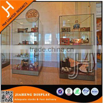 Clear glass freestanding lockable case for museum exhibiton display