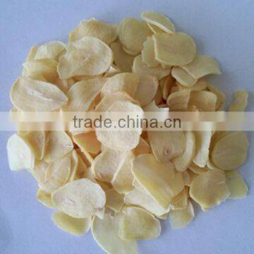 Top 8 Manufacturer Garlic Flakes A Grade without root with 7% Moisture and HACCP,HALAL Certificate