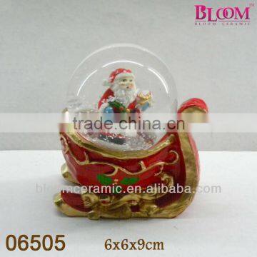 Beautiful resin water crystal ball