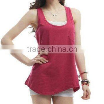 Women's loose fit U neck slip T-shirt with a pocket