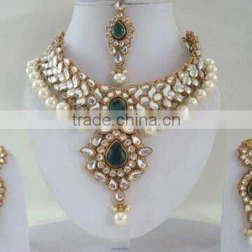 Gold Tone Kundan Pearl Choker Necklace Earring Set photo-4