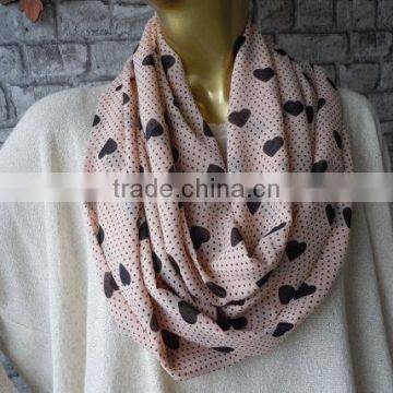 Valentine's Day Gift/ Infinity Circle Scarf, Women Heart Scarf, Infinity Cowl Scarf, Infinity Pink Heart Scarf, Women Fashion, g photo-3