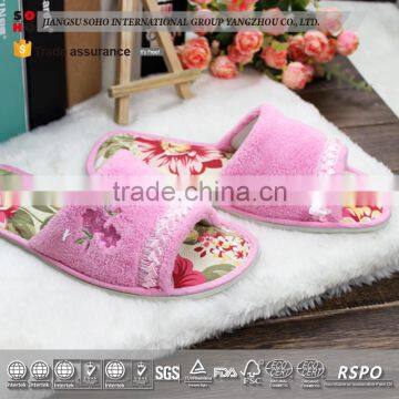 2017 attractive design flat resort logo embroidered Velvet eva hotel slippers indoor slipper