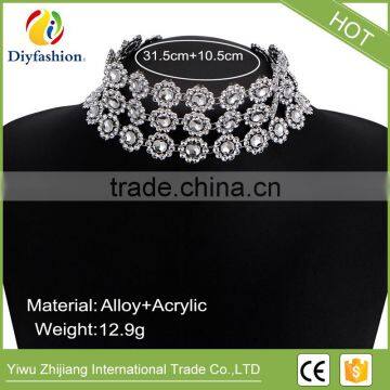 Fashionable Short Necklace Multilayer Concave Diamond Crystal Necklace Can be Paired With Anything photo-6
