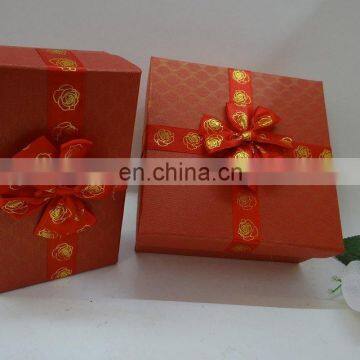 Factory price ! 2014 Newest Promotional Cheap Customized printed gift paper square box