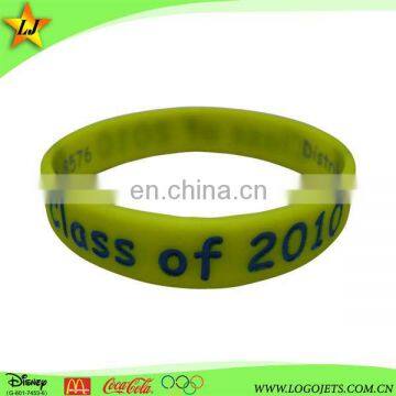 2017 hot sale sports promotional custom glow in the dark wristband silicone bracelet