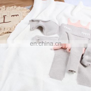 Three-dimensional animal-shaped lion handmade air-conditioning knitted blanket