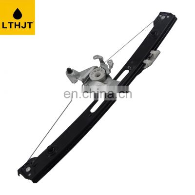 Car Accessories Auto Parts Window Regulator Bracket Rear Right OEM NO 5135 8212 100 51358212100 For BMW E46