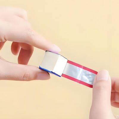 Сыр La vache qui rit / Kiri. Машина для обработки сыра с складываемой алюминиевой фольгой Tokkepack