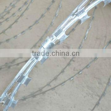 BTO10 hot galvanized razor barbed wire for fence netting