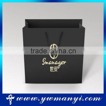 Black cardboard gift paper bag hot sale simple paper gift bag                        
                                                                                Supplier's Choice